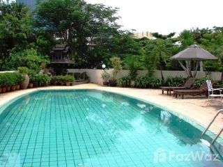 For rent 3 bedrooms condo in Sathon, Bangkok