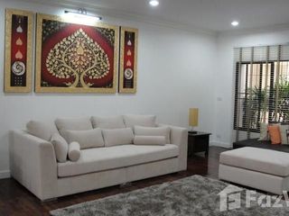 For rent 3 bedrooms condo in Sathon, Bangkok