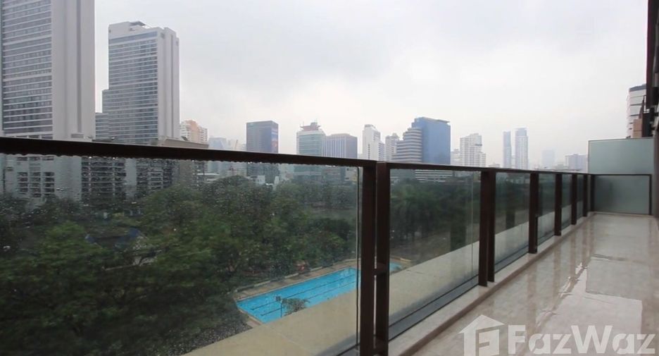 For rent 3 bedrooms apartment in Pathum Wan, Bangkok