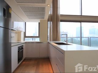 For rent 3 ベッドルーム apartment in Pathum Wan, Bangkok
