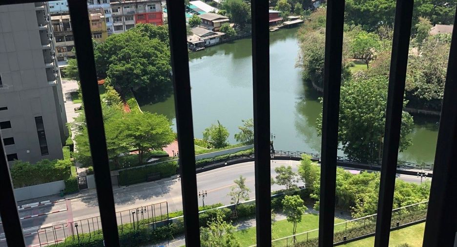 For rent 1 bed condo in Watthana, Bangkok