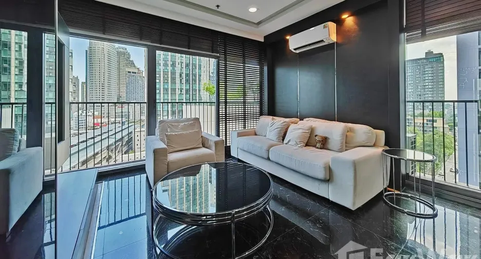 Condo en alquiler de 1 habitaciones en Khlong Toei, Bangkok