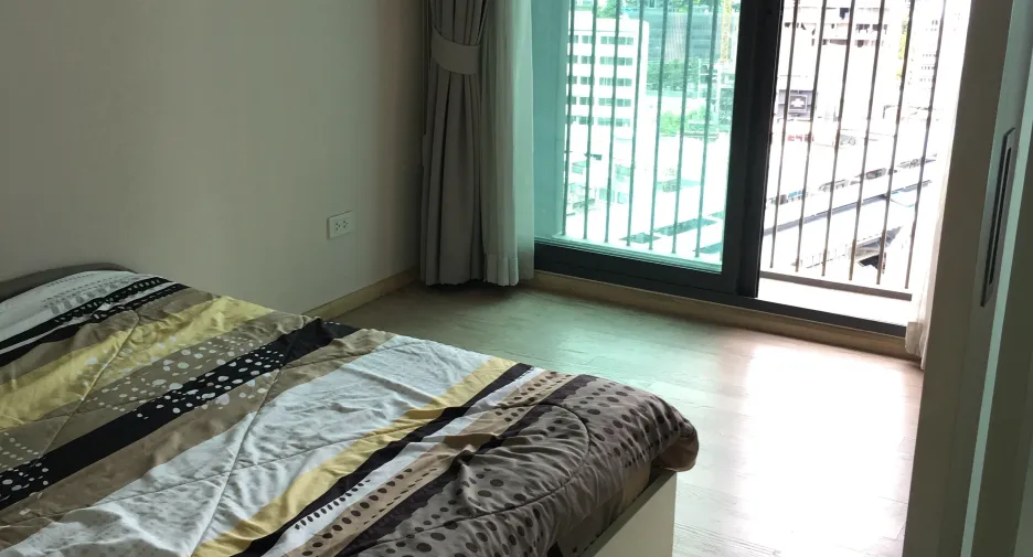Condo en alquiler de 1 habitaciones en Khlong Toei, Bangkok