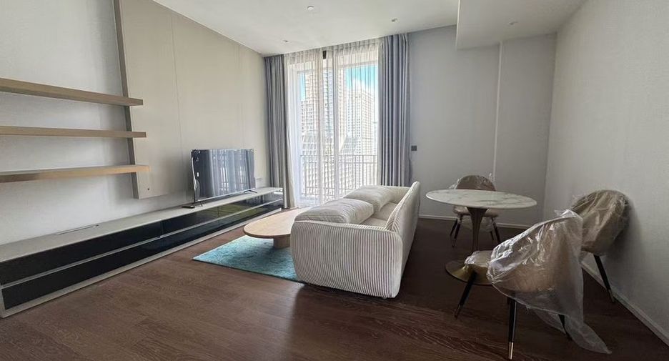 For rent 2 bedrooms condo in Pathum Wan, Bangkok
