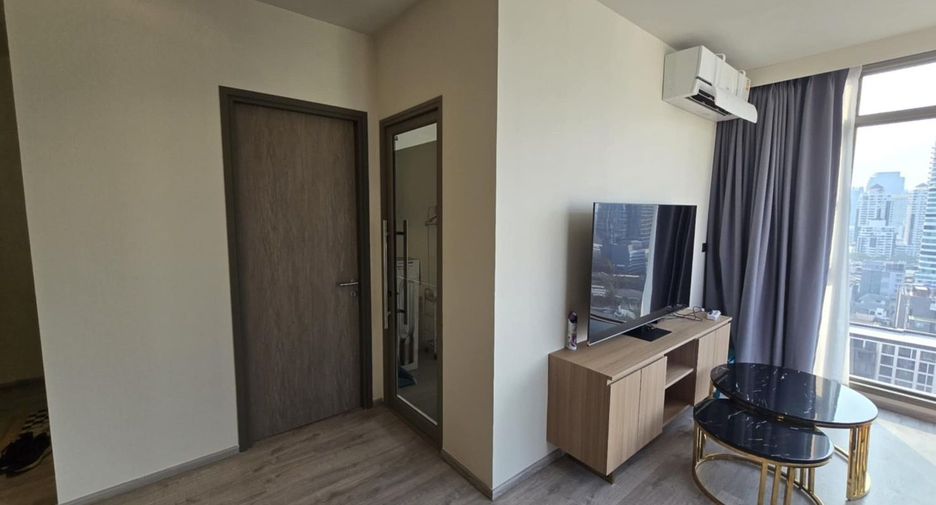 For rent 2 bedrooms condo in Watthana, Bangkok