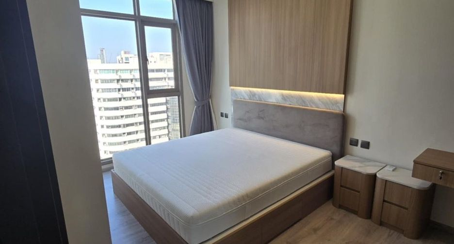 For rent 2 bedrooms condo in Watthana, Bangkok