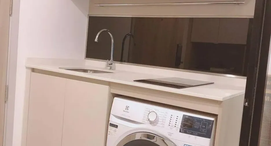For rent 1 bed condo in Sathon, Bangkok