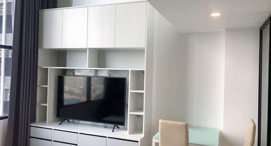 For rent 1 bed condo in Sathon, Bangkok