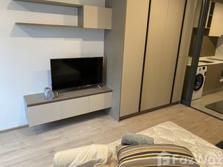 Wohnung zur Miete mit Studio in Huai Khwang, Bangkok