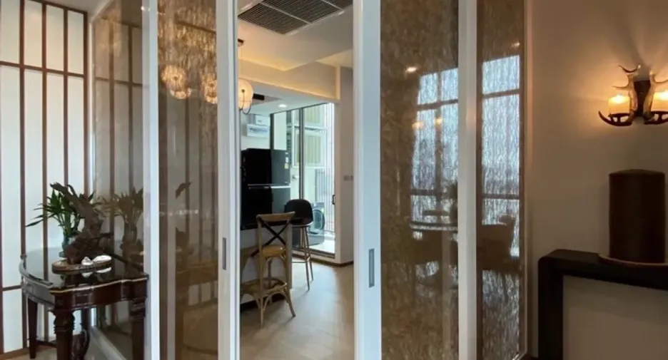 For rent 2 bedrooms condo in Watthana, Bangkok