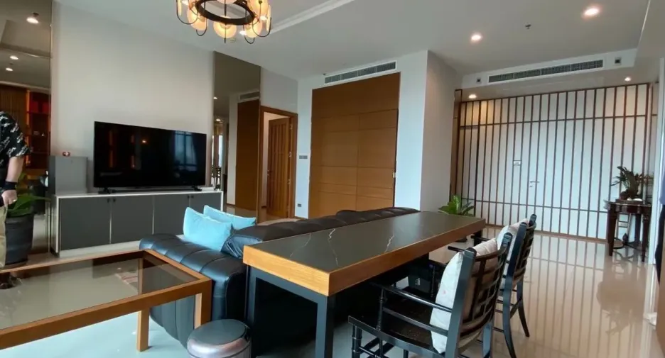 For rent 2 bedrooms condo in Watthana, Bangkok