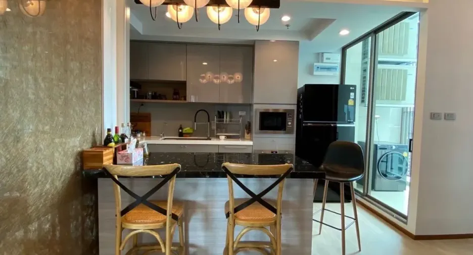 For rent 2 bedrooms condo in Watthana, Bangkok