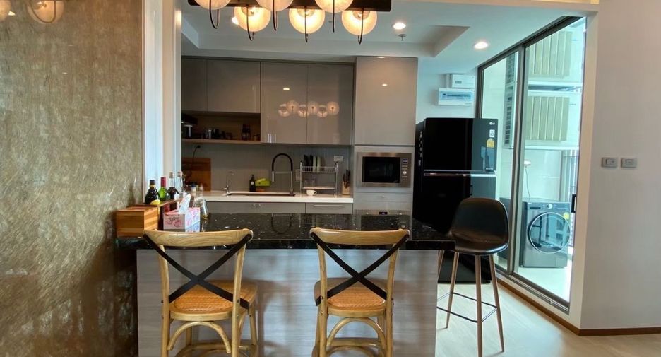 For rent 2 bedrooms condo in Watthana, Bangkok