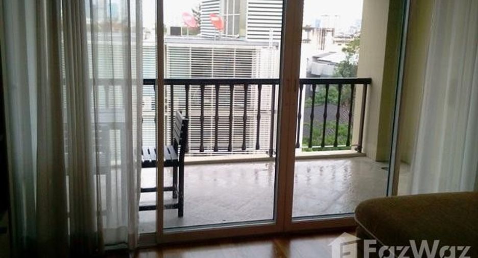 For rent 2 bedrooms condo in Watthana, Bangkok