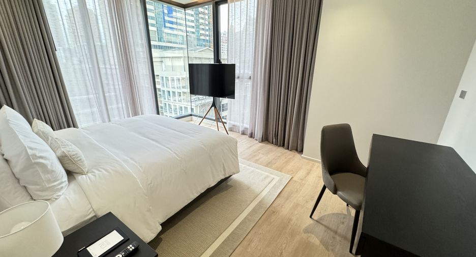 For rent 2 bedrooms apartment in Khlong Toei, Bangkok