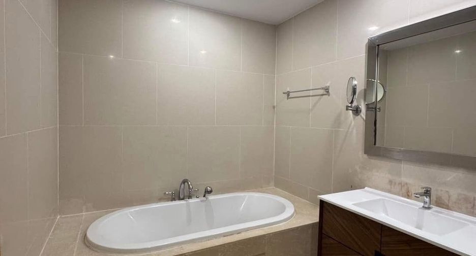 Wohnung zur Miete mit 2 Zimmer in Sathon, Bangkok