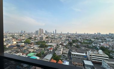 For rent 3 bedrooms condo in Bang Kho Laem, Bangkok