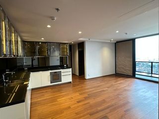 For rent 3 bedrooms condo in Bang Kho Laem, Bangkok