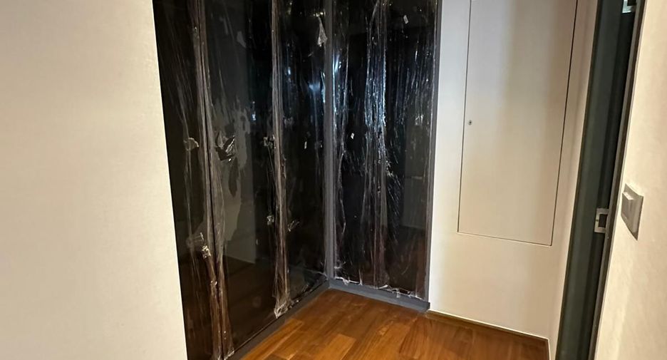 For rent 3 bedrooms condo in Bang Kho Laem, Bangkok