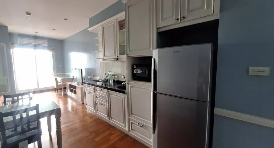 For rent 1 bed condo in Sathon, Bangkok
