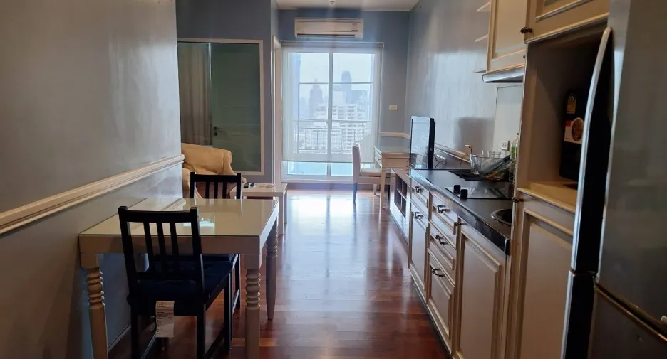 For rent 1 bed condo in Sathon, Bangkok