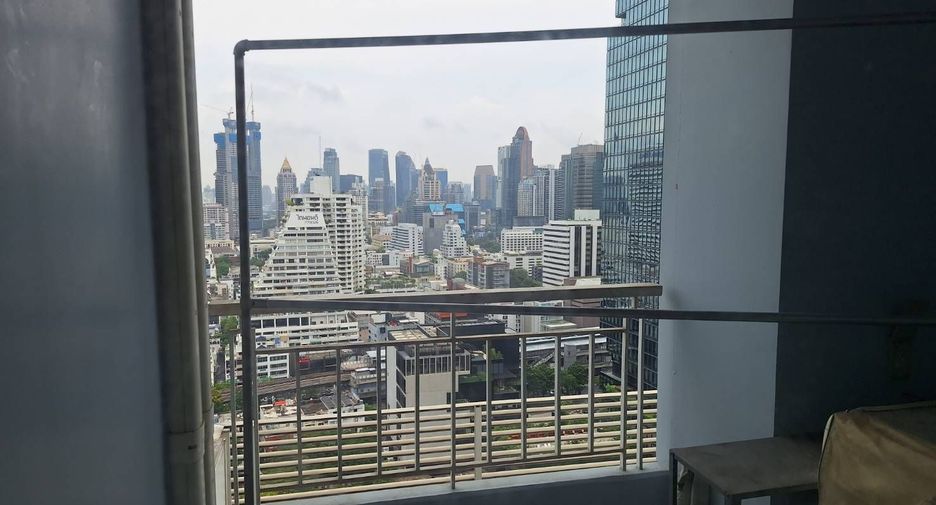 For rent 1 bed condo in Sathon, Bangkok