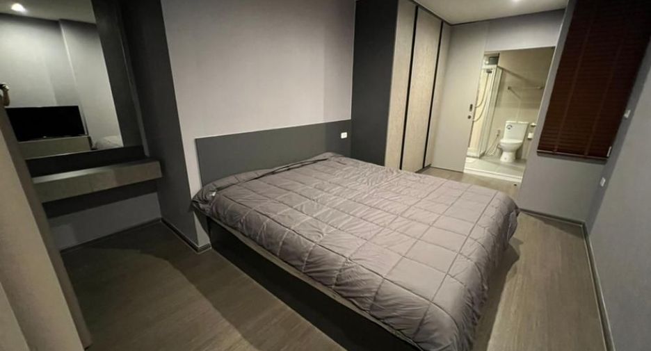 For rent 1 bed condo in Phaya Thai, Bangkok