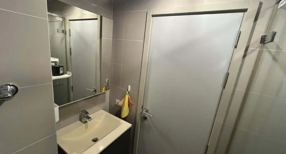 Condo en alquiler de 1 habitaciones en Khlong San, Bangkok