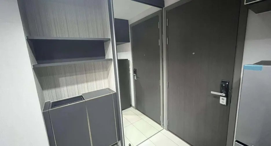 Condo en alquiler de 1 habitaciones en Khlong San, Bangkok