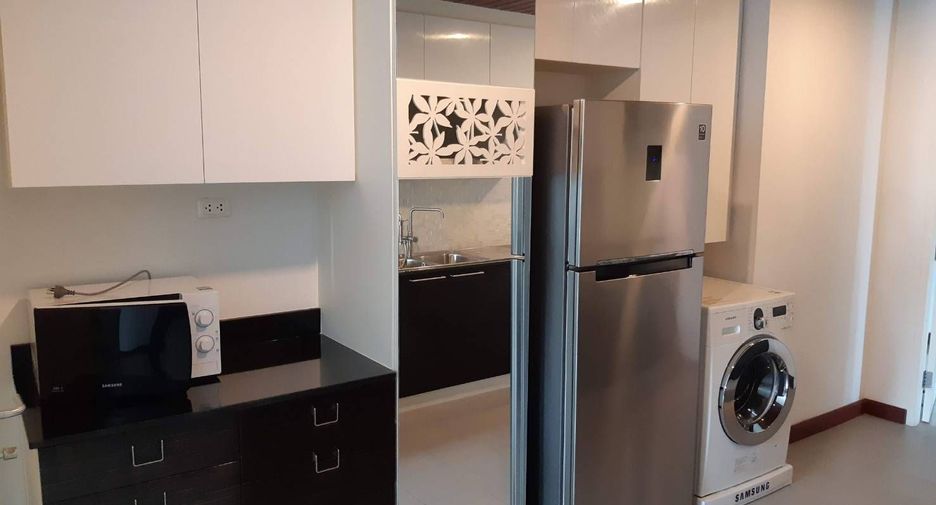 Wohnung zur Miete mit 3 Zimmer in Watthana, Bangkok