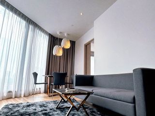 For rent 2 bedrooms condo in Huai Khwang, Bangkok