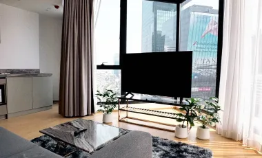 For rent 2 bedrooms condo in Huai Khwang, Bangkok