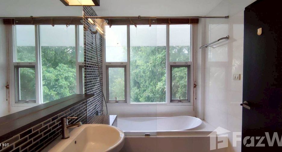 Wohnung zur Miete mit 4 Zimmer in Sathon, Bangkok