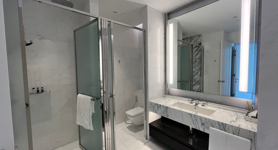 Condo en alquiler de 2 habitaciones en Bang Kho Laem, Bangkok