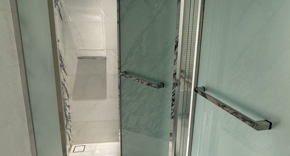 For rent 2 bedrooms condo in Bang Kho Laem, Bangkok