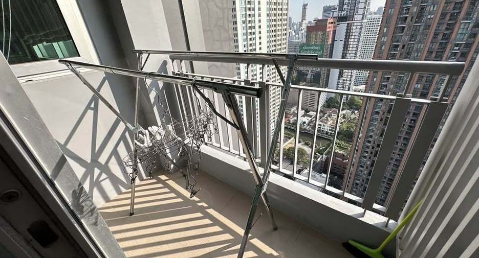 For rent 1 bed condo in Watthana, Bangkok