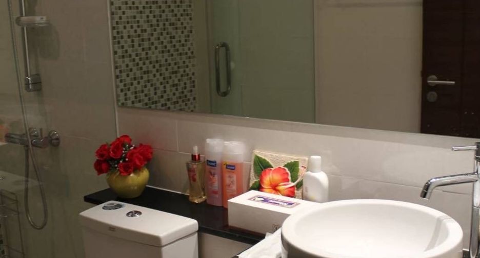 Condo en alquiler de 2 habitaciones en Watthana, Bangkok