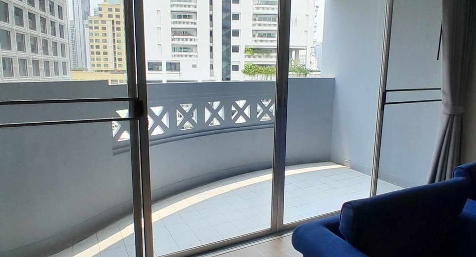 For rent 4 bedrooms condo in Khlong Toei, Bangkok