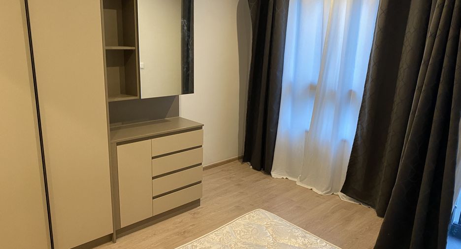 For rent 1 bed condo in Huai Khwang, Bangkok