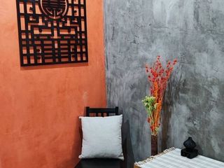 Reihenhaus zur Miete mit 2 Zimmer in Phra Khanong, Bangkok