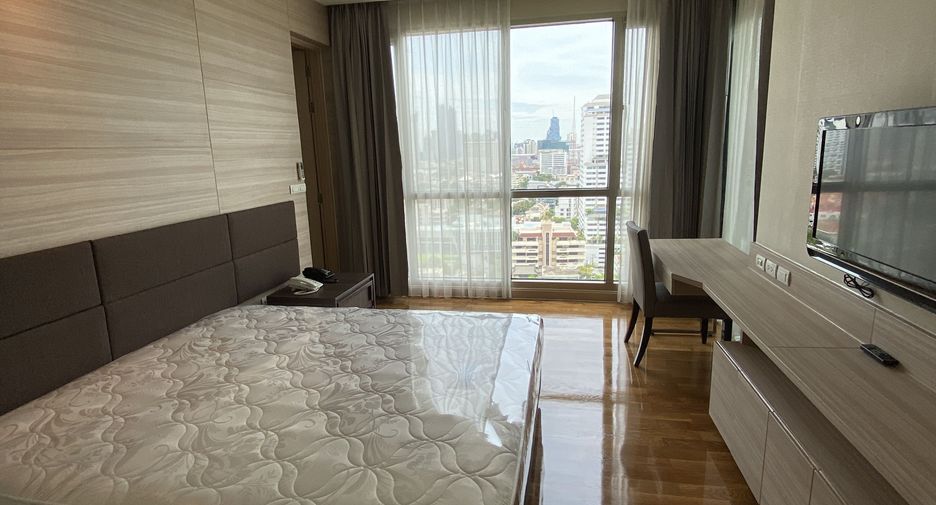 Apartamento en alquiler de 3 habitaciones en Watthana, Bangkok