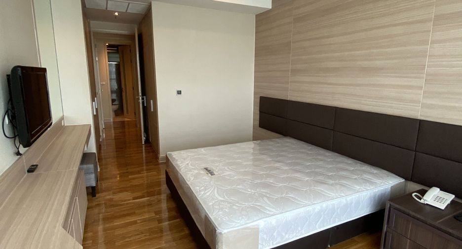 Apartamento en alquiler de 3 habitaciones en Watthana, Bangkok