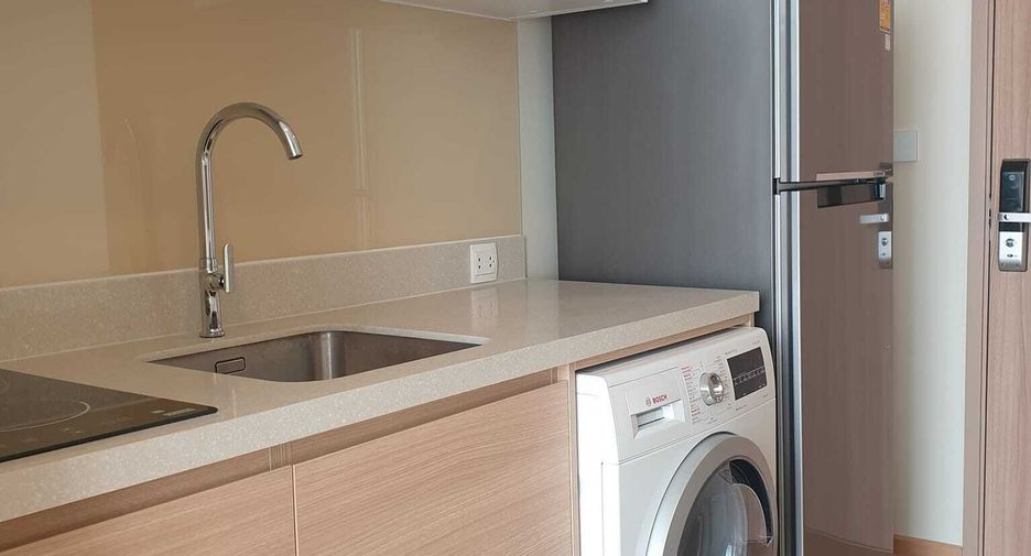 For rent studio condo in Watthana, Bangkok