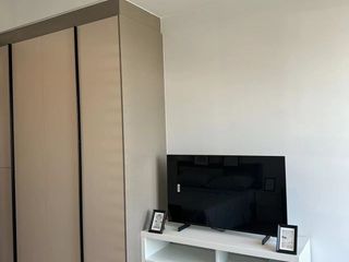 Wohnung zur Miete mit Studio in Huai Khwang, Bangkok