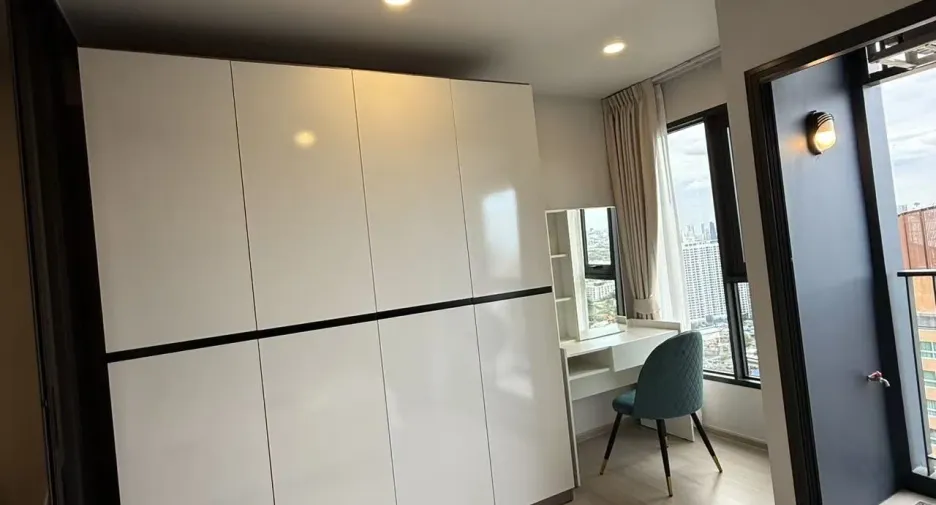 For rent 1 bed condo in Phra Khanong, Bangkok