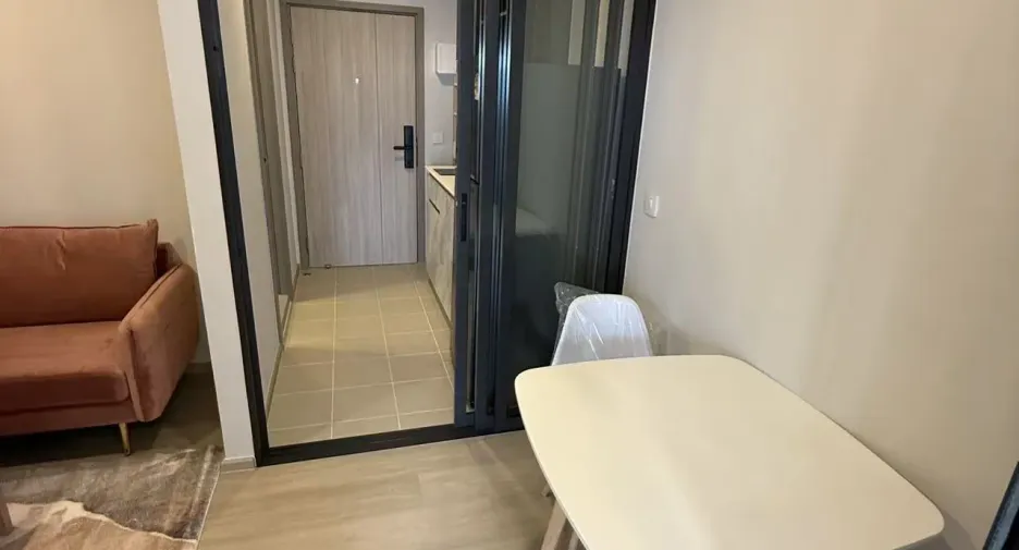 For rent 1 bed condo in Phra Khanong, Bangkok
