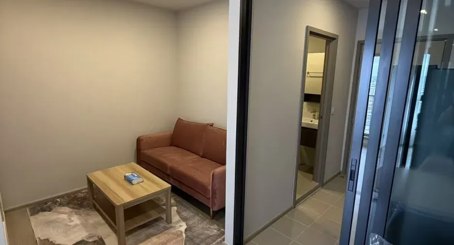 For rent 1 bed condo in Phra Khanong, Bangkok