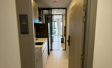 For rent 1 bed condo in Phra Khanong, Bangkok