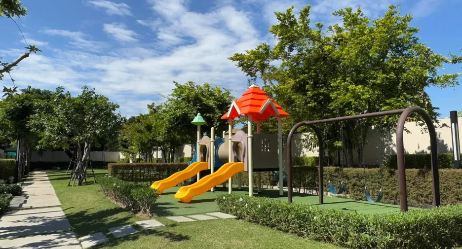 Reihenhaus zur Miete mit 3 Zimmer in Suan Luang, Bangkok