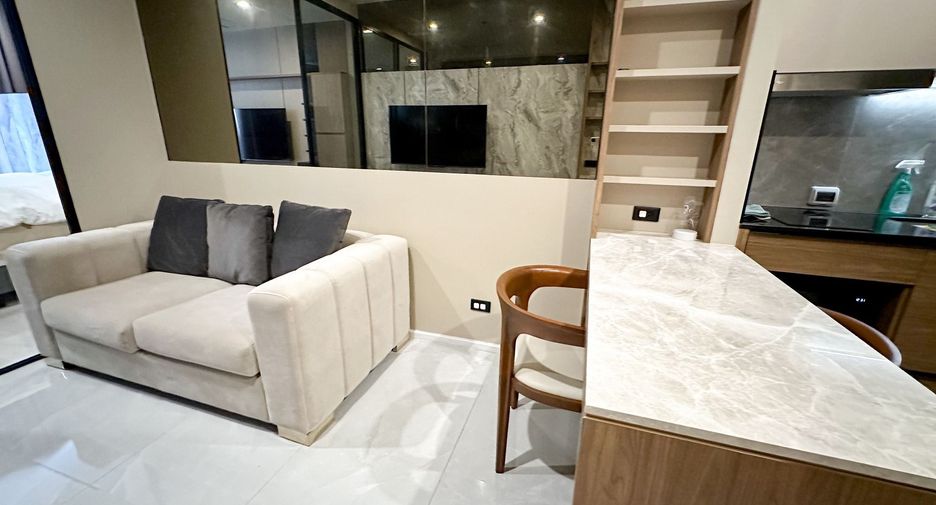 For rent 1 bed condo in Pathum Wan, Bangkok